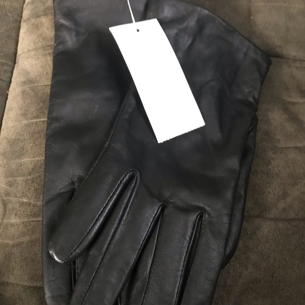 Genuine leather gloves set of 2